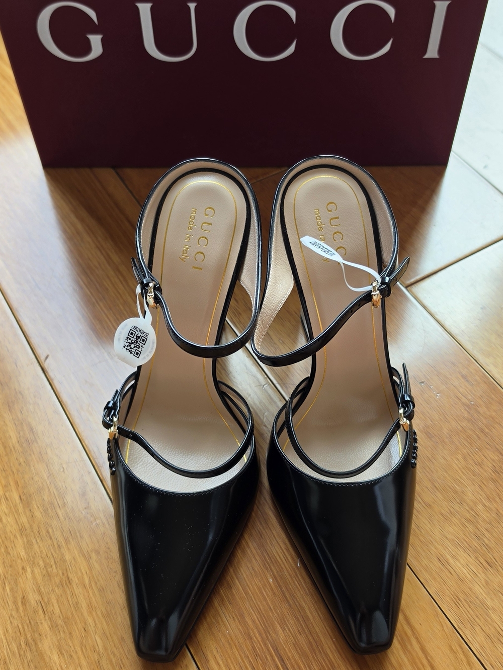 Gucci Black Patent Leather and Clear Wedge Heels - Picture 2 of 7